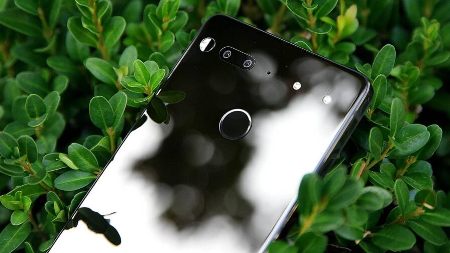 Normal Phone Android A Normal Person's Guide to the Essential Phone, the Most Hyped Gadget ...