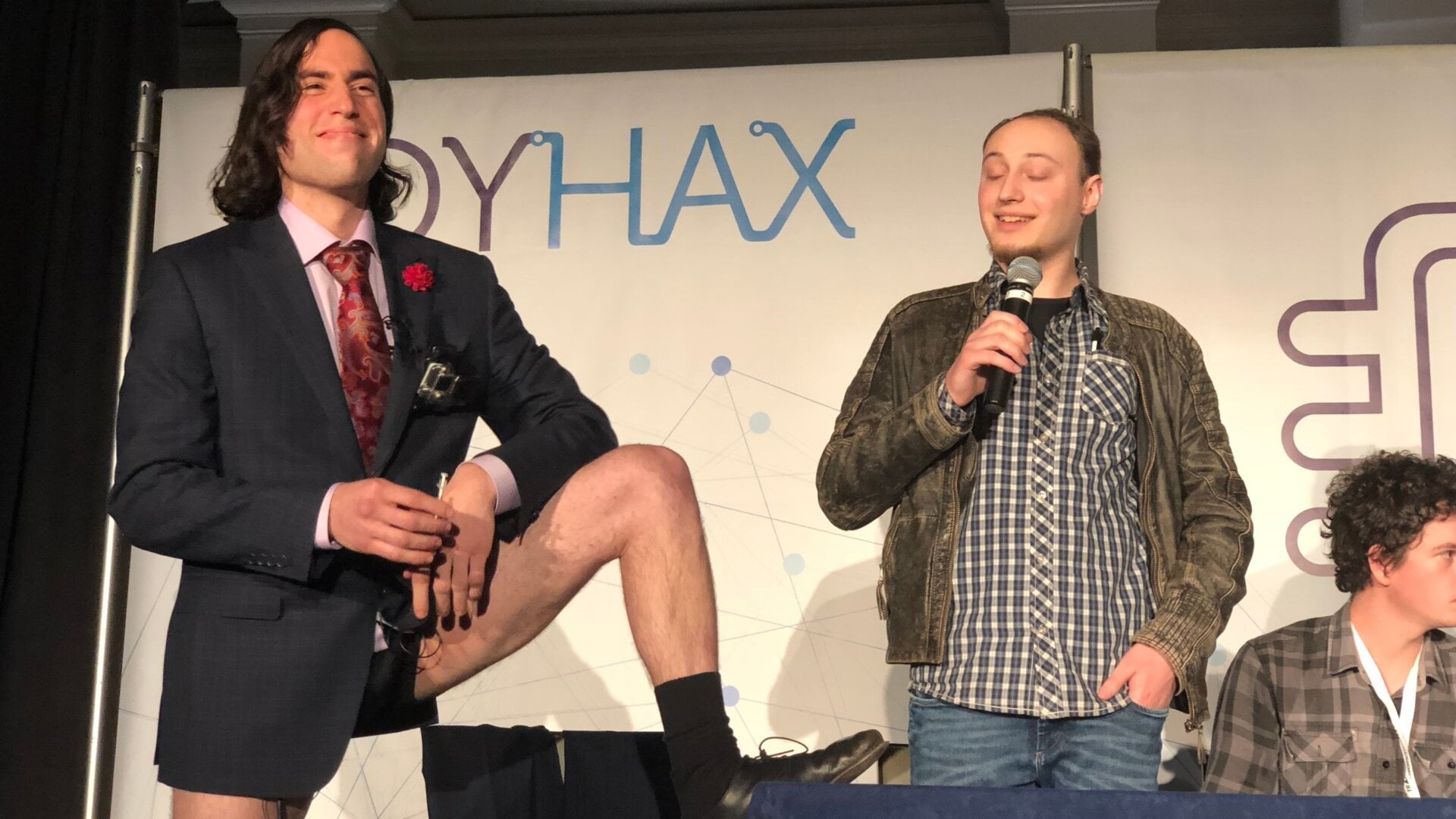 Aaron Traywick, just prior to injecting himself with an unregulated herpes therapy. Image: Kristen V. Brown