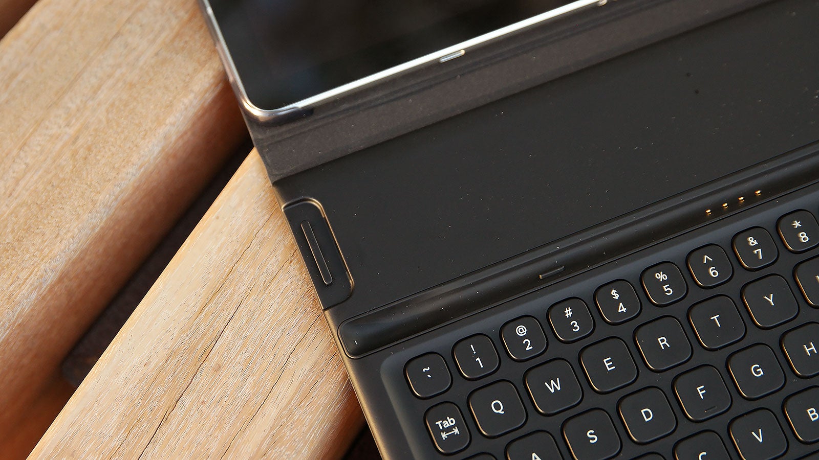 Here is where the Tab S4's stylus should be, if it hadn’t fallen off so easily.