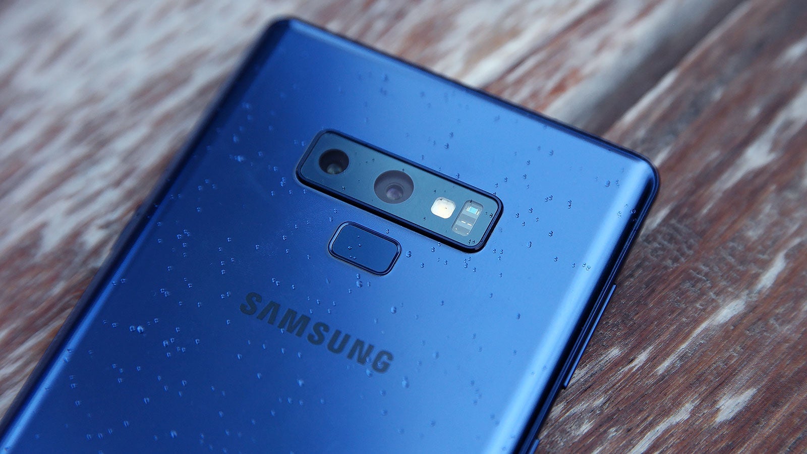 The fingerprint reader is now below the camera instead of off to the side, but its horizontal position sometimes doesn’t feel quite right.