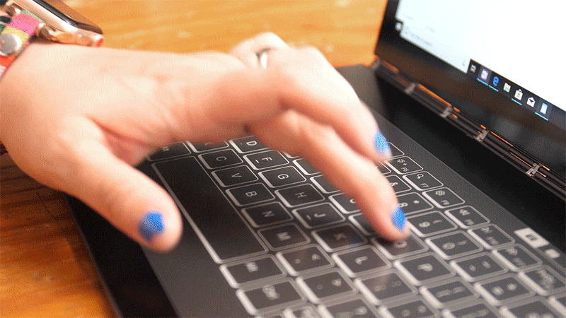 Gif: Sam Rutherford; Andrew Liszewski