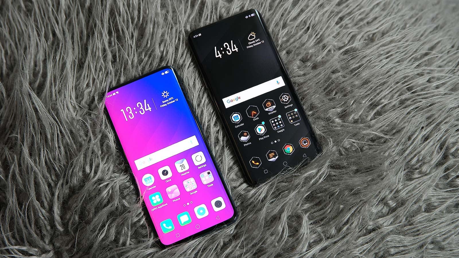 If the standard Find X isn’t enough, there’s an even louder, and more obnoxious special Lamborghini model.