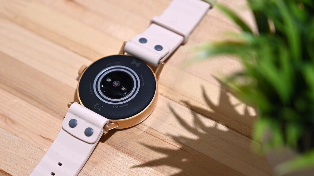 This Smartwatch Has Incredibly Bad Timing