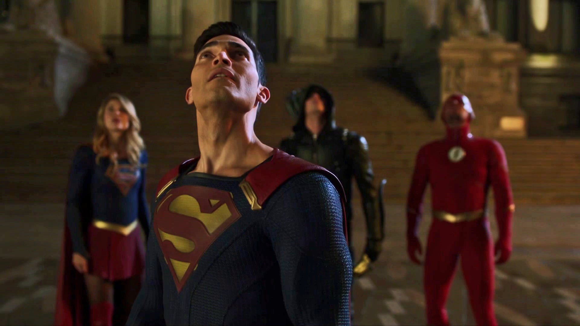 Superfriends, unite!