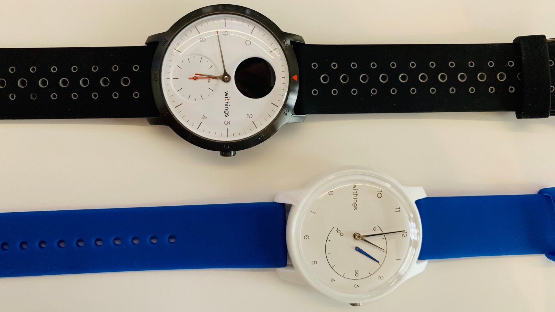 The Withings Steel HR Sport (Top) looks similar, but it’s made from better materials. 