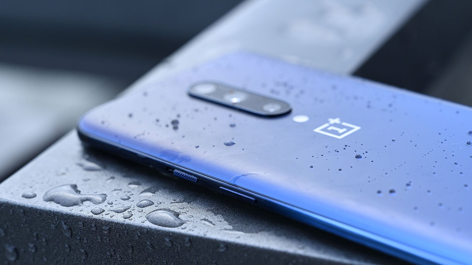 I appreciate the OnePlus hasn’t ditched its alert slider either, as it makes switching from silent to vibrate to ringer super simple.