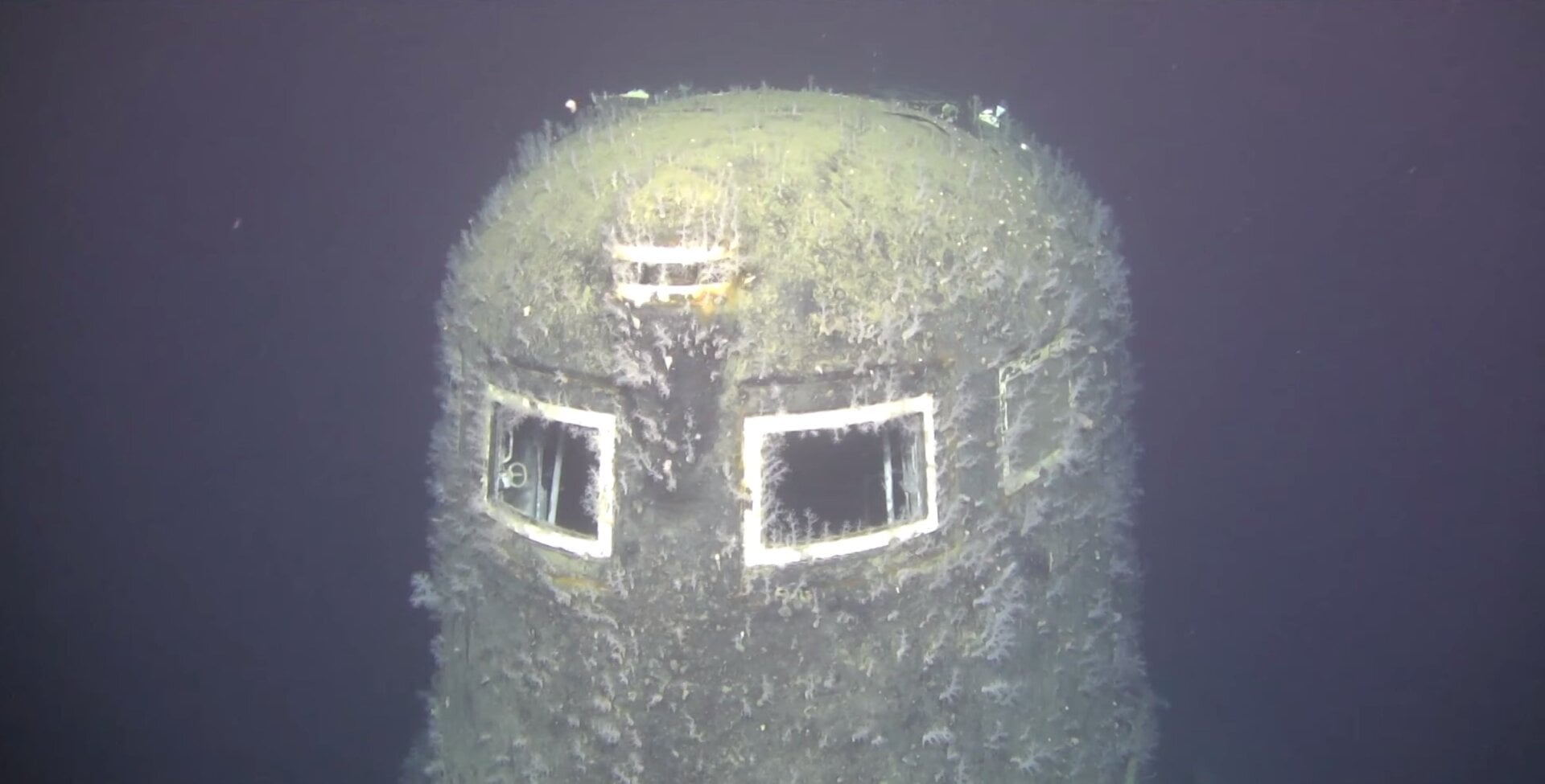 The bridge section of Soviet nuclear submarine Komsomolets, as photographed by an ROV.