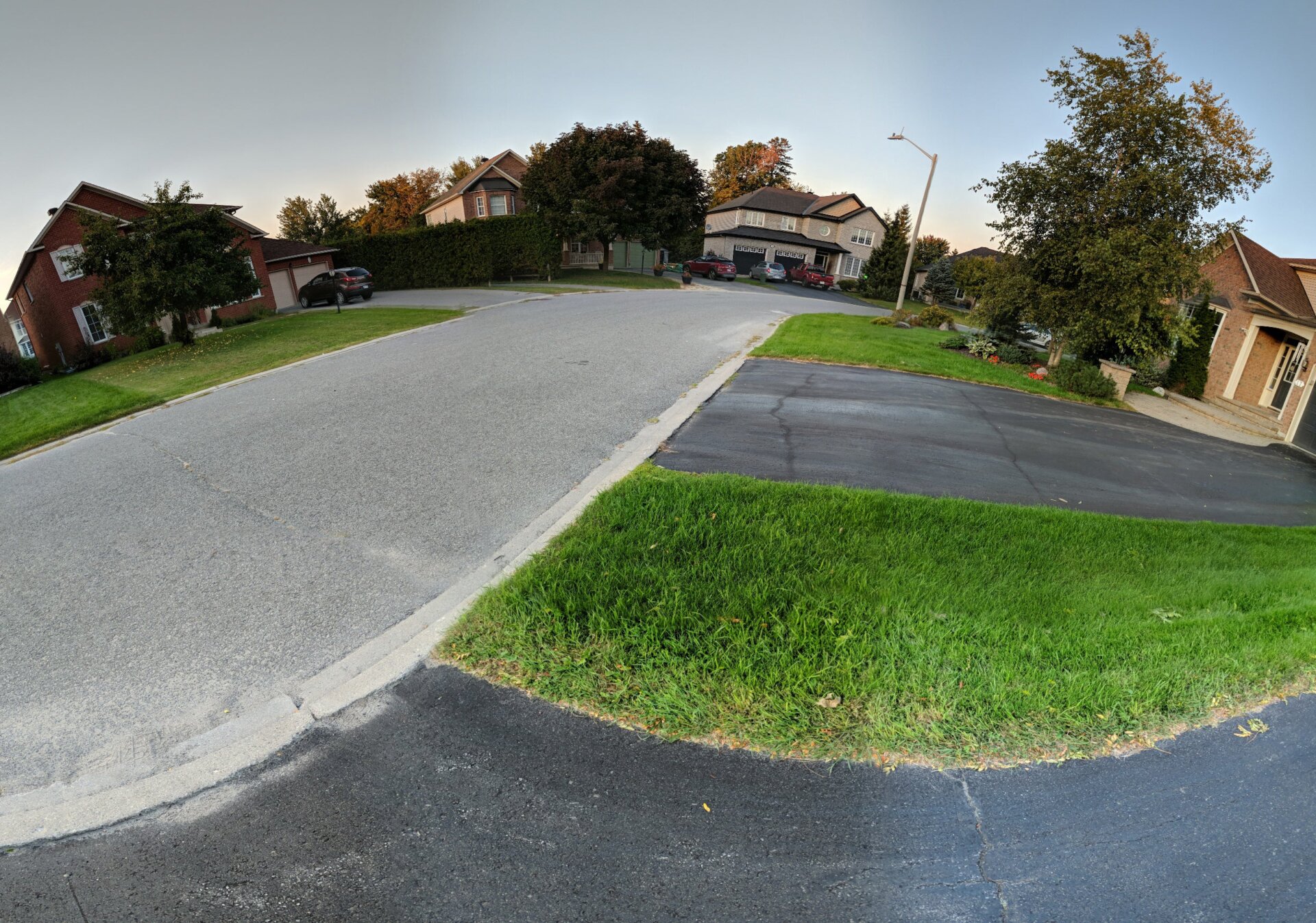 The DJI Mimo app can use the Osmo 3 to automatically capture multiple images and stitch them into a panorama, but the results aren’t exactly great.