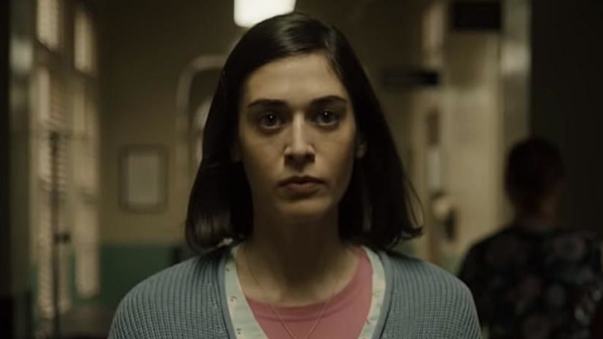 Lizzy Caplan as Annie Wilkes.