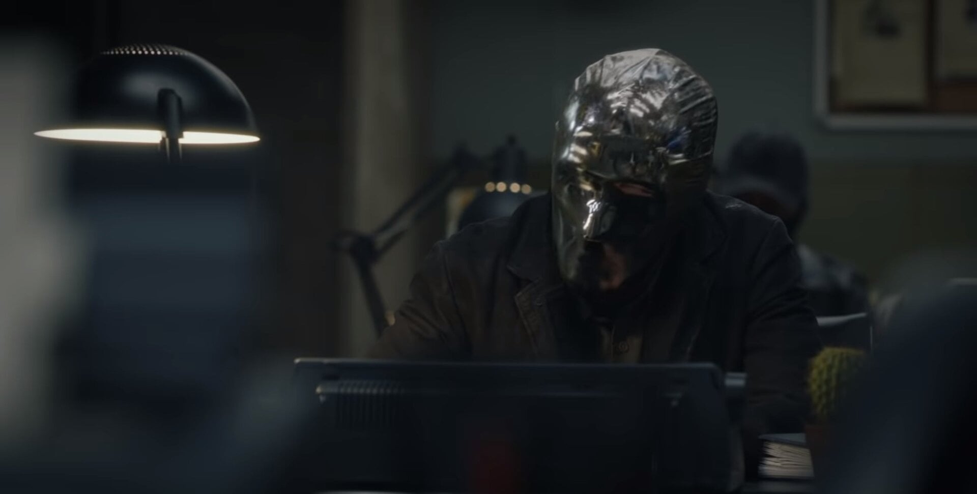 I just wanna know how he looks at a screen in that thing.