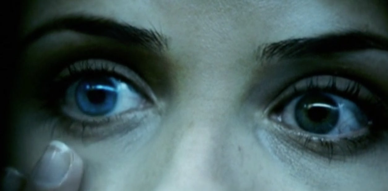 Sarah Michelle Gellar’s eye color shifts in 2006's The Return.
