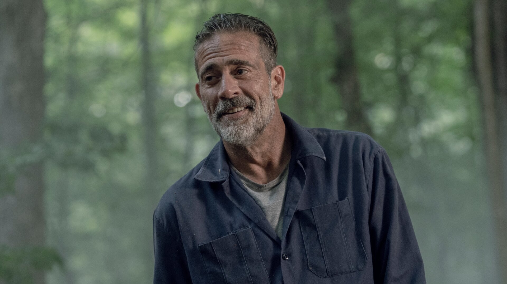 Negan (Jeffrey Dean Morgan) doesn’t smile much in this episode.