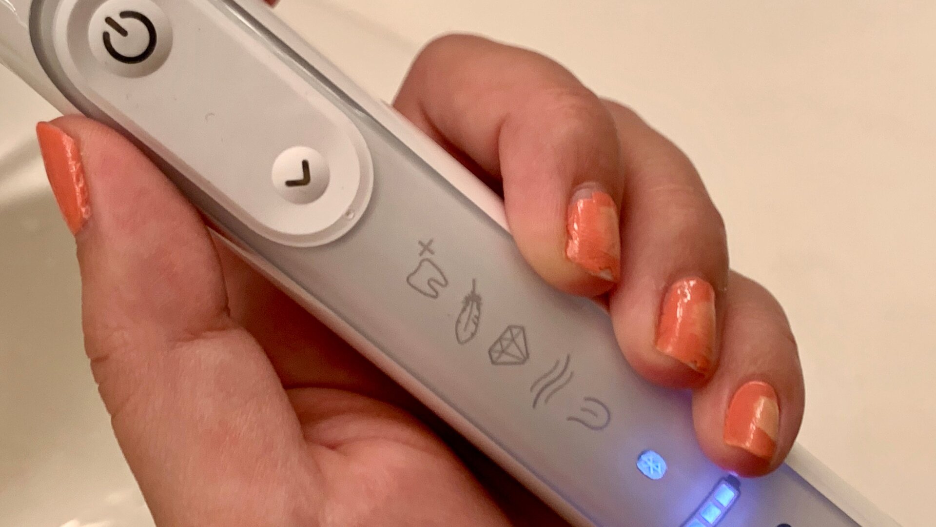 So many modes. They range from daily care and sensitive, to whitening and tongue brushing. Switching between them, however, made the app seem to discard my session. 