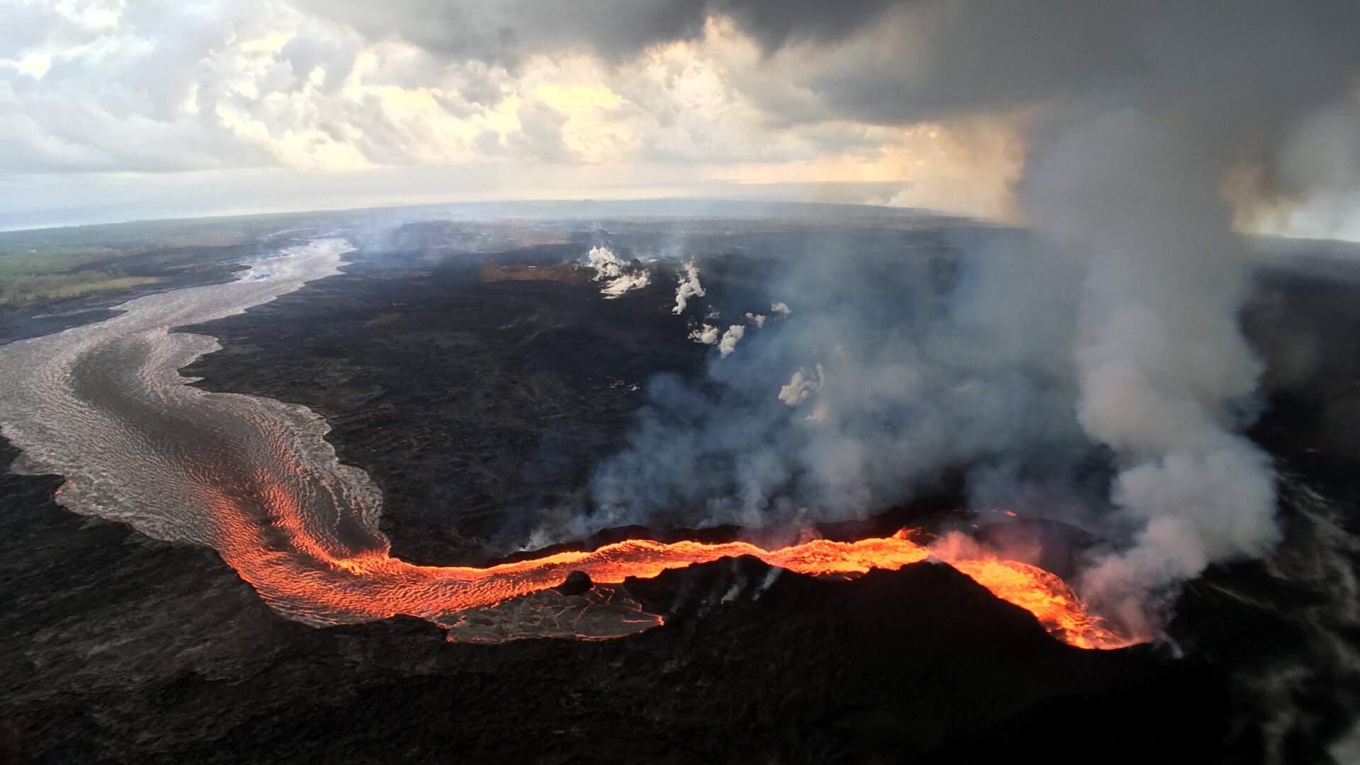 Kilauea erupting on July 29, 2018.