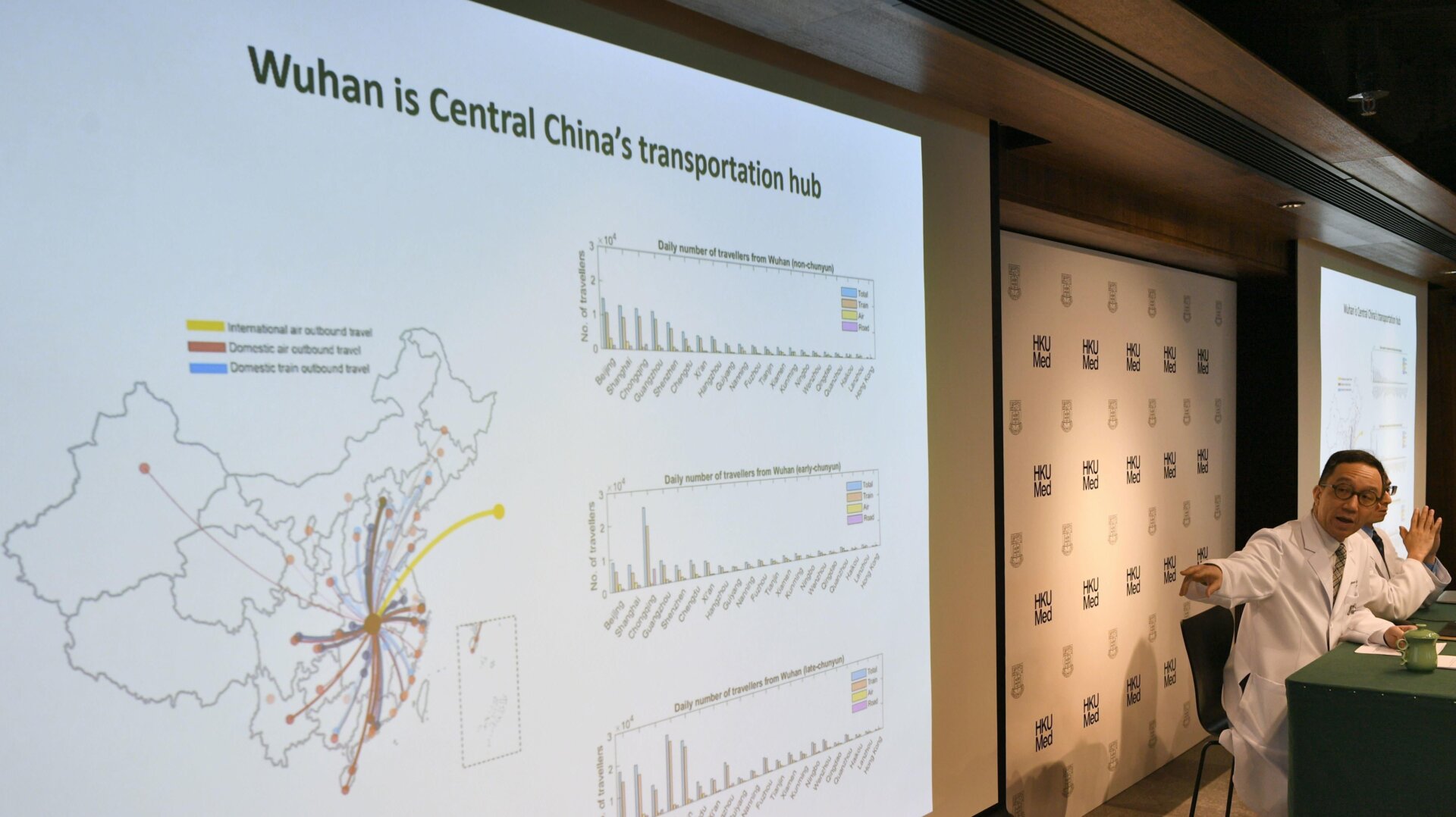 Public health experts presenting the latest information on the 2019-nCoV outbreak in China at a January 21 press conference in Hong Kong.
