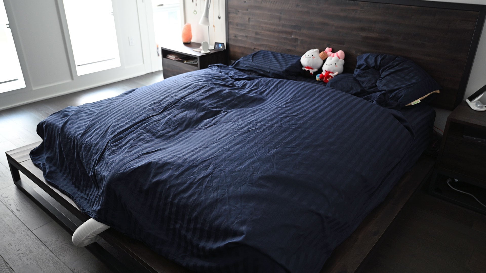 The BedJet 3 works with normal sheets, seen here, or BedJet’s optional Cloud Sheet (the white sheet seen in the top image). 