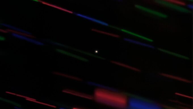 Earth's New Mini-Moon Captured in Color Image