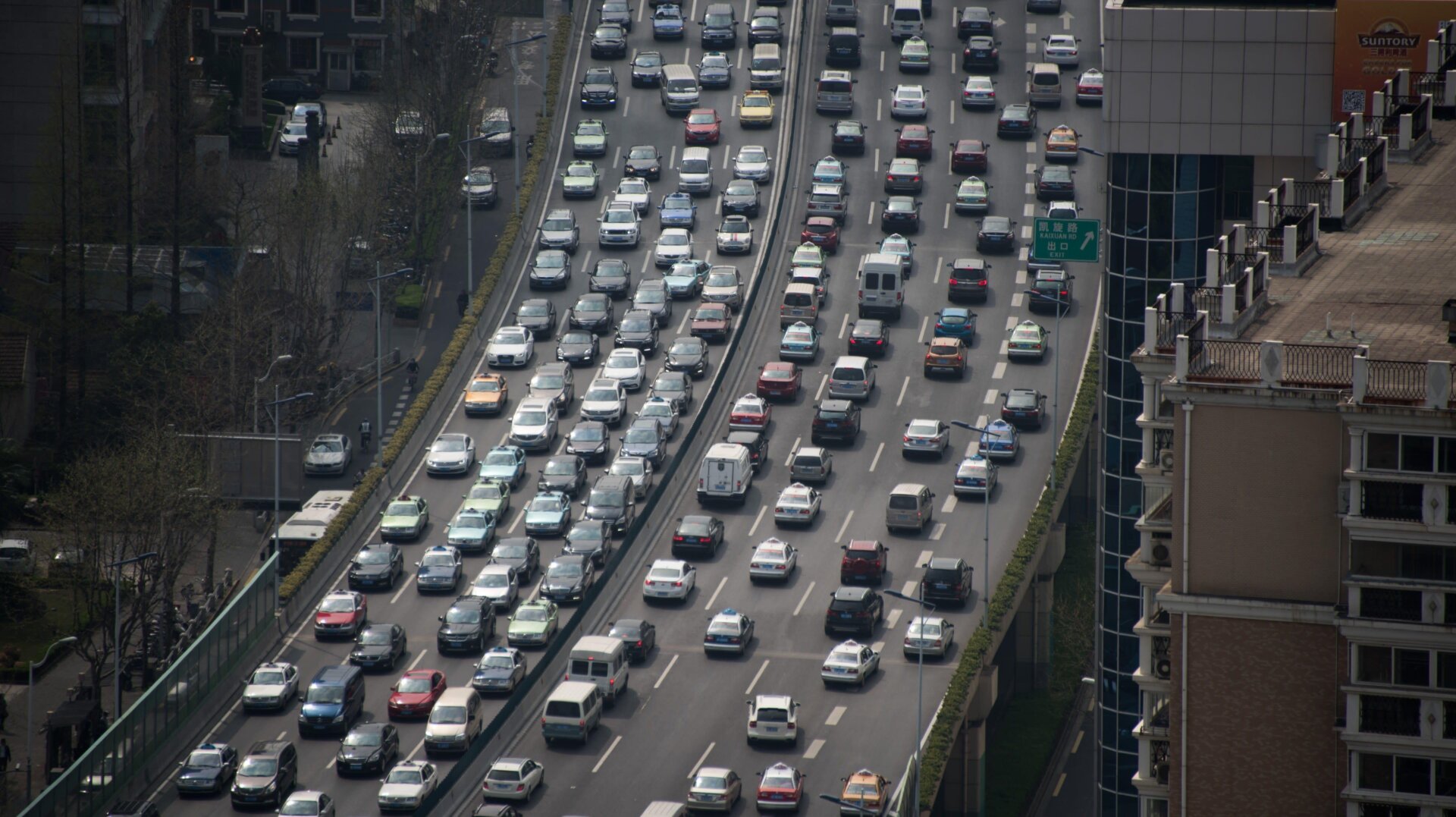 Traffic, traffic, looking for my ChapStick.