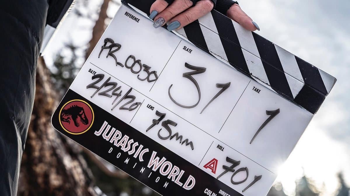 I can almost hear the John Williams score.