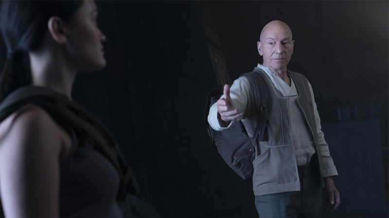 In the shadow of the Cube, Soji and Picard find themselves facing old fears.