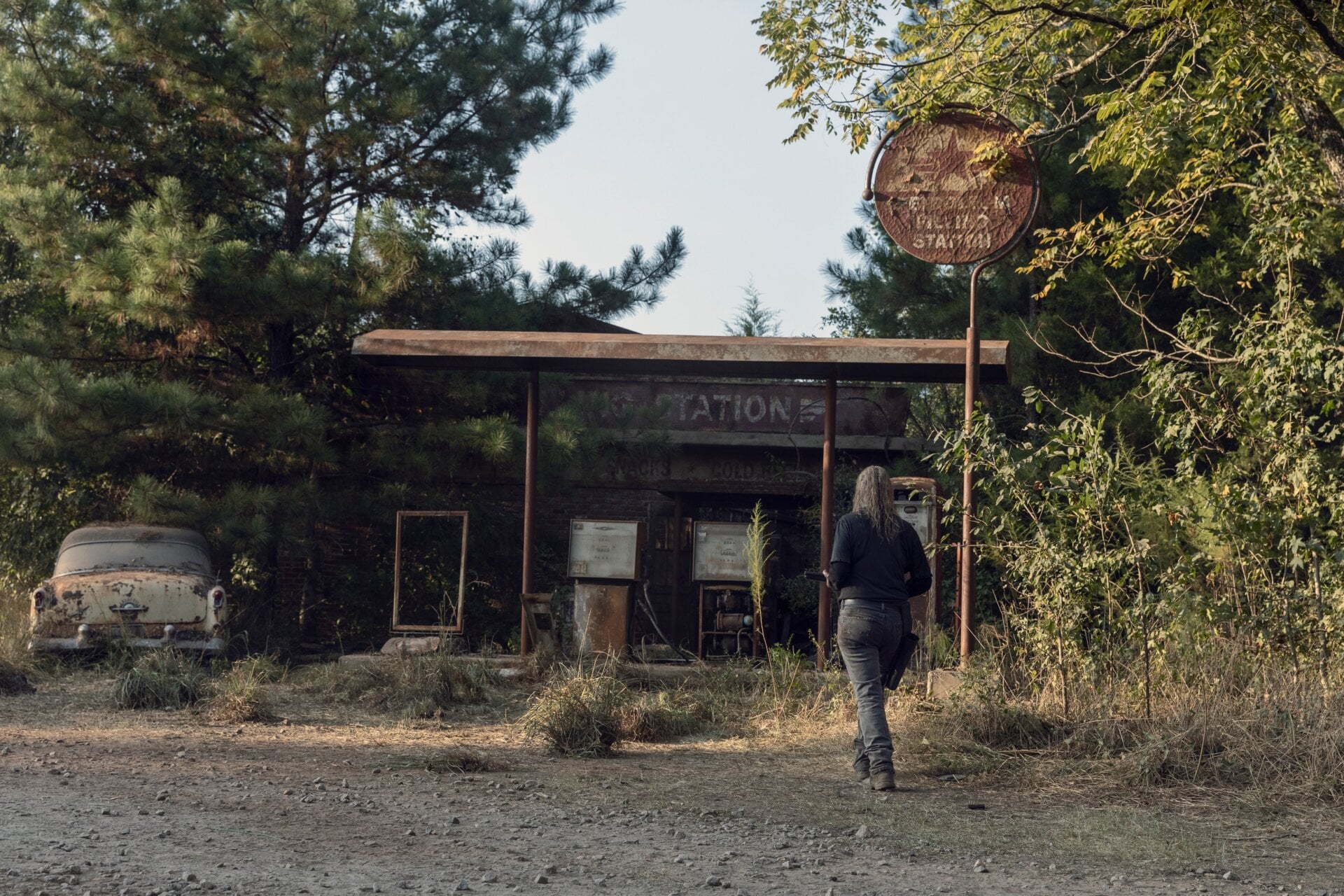 I think someone forgot to pave the gas station lot? 