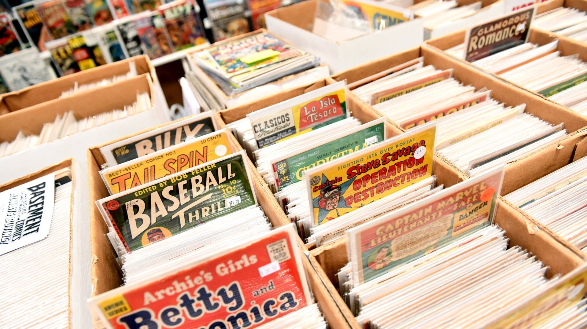 A collection of back issue comics.