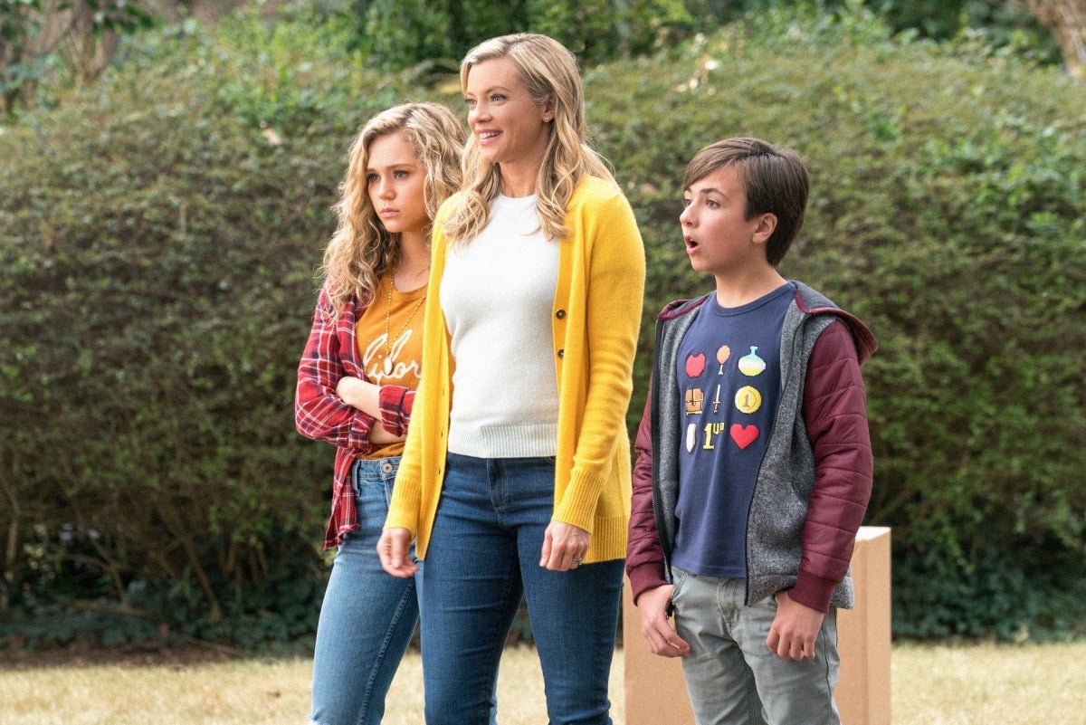 Look, it’s Amy Smart! Remember Butterfly Effect?