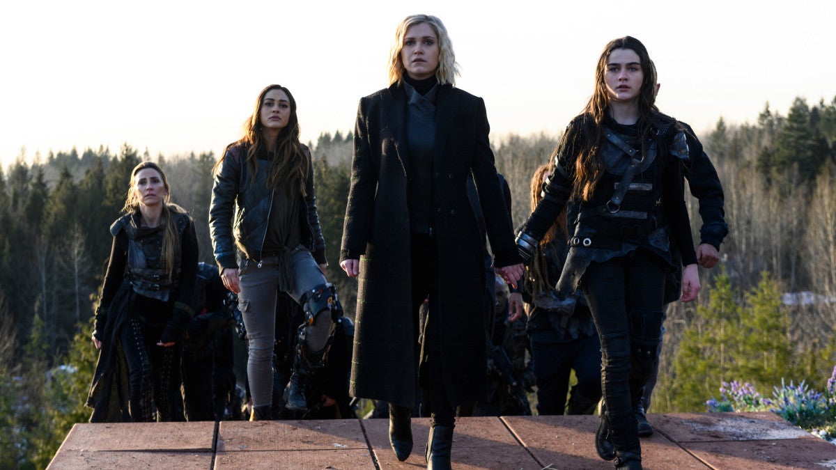 Jessica Harmon as Niylah, Lindsey Morgan as Raven, Eliza Taylor as Clarke, and Lola Flanery as Madi on The 100.