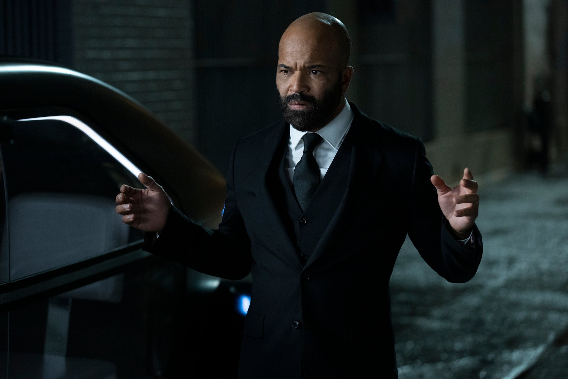 Bernard (Jeffrey Wright) has practically nothing under control.