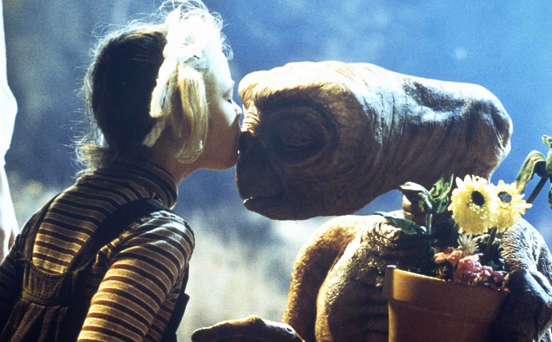 E.T. lands on Netflix.
