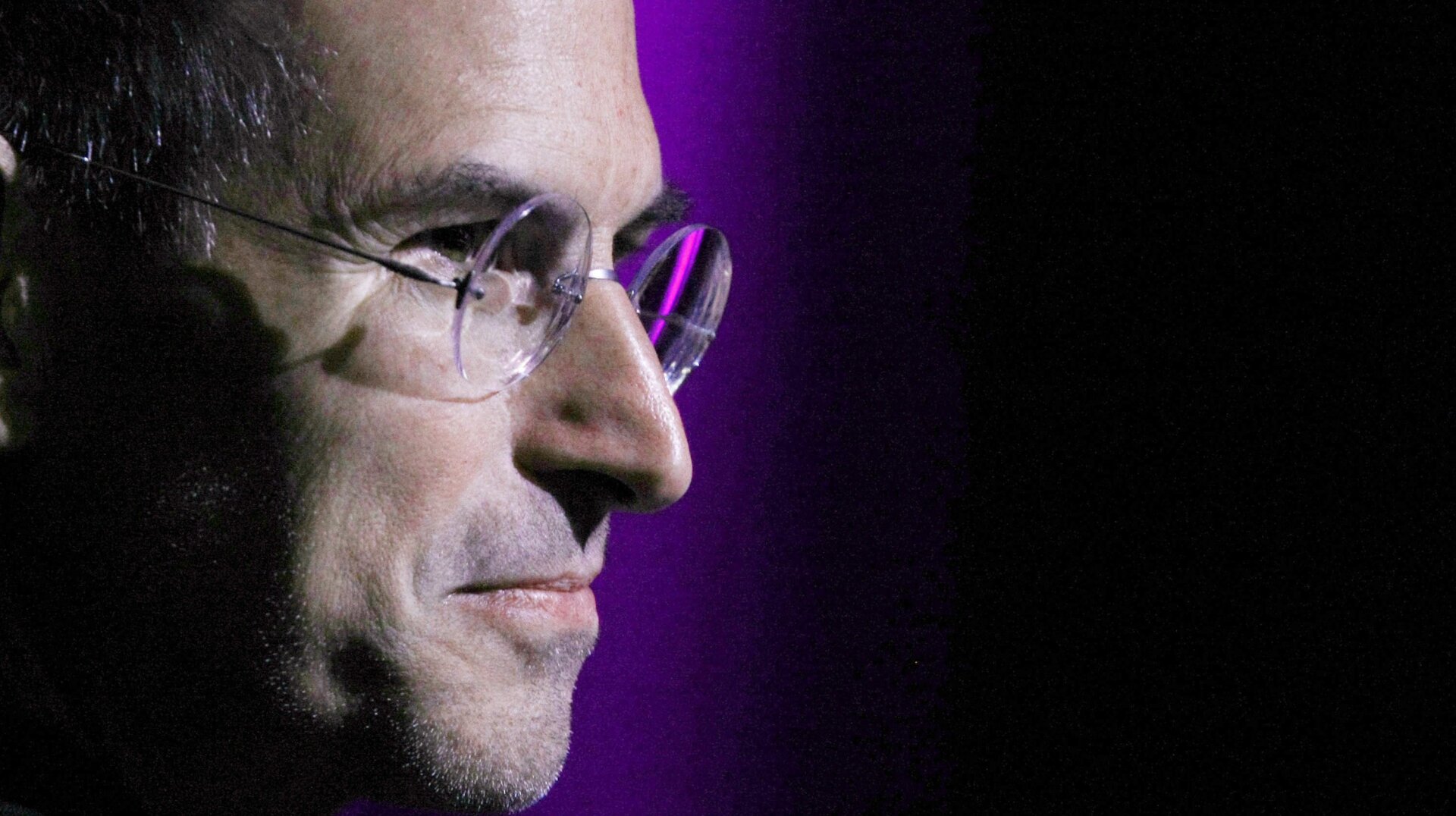 A noted leaker claims Apple is fashioning a pair of AR glasses modeled after these minimalist frames.