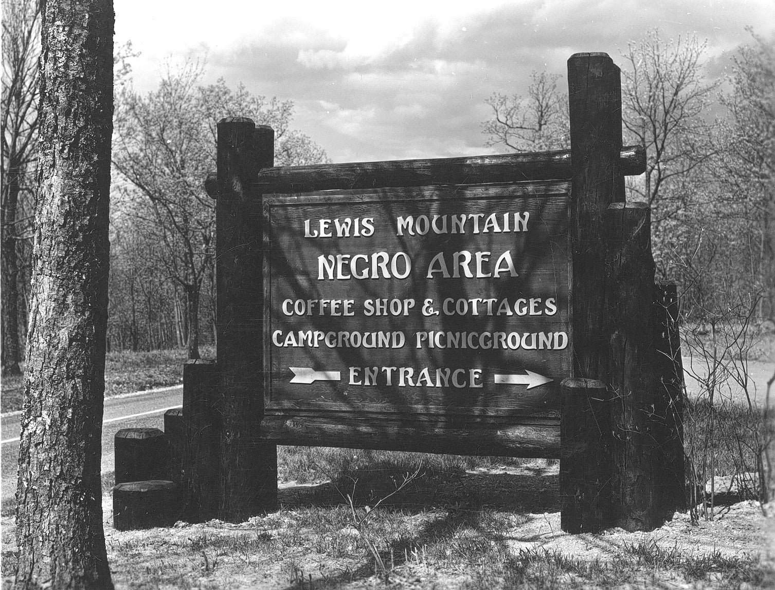 The entrance sign for Lewis Mountain.