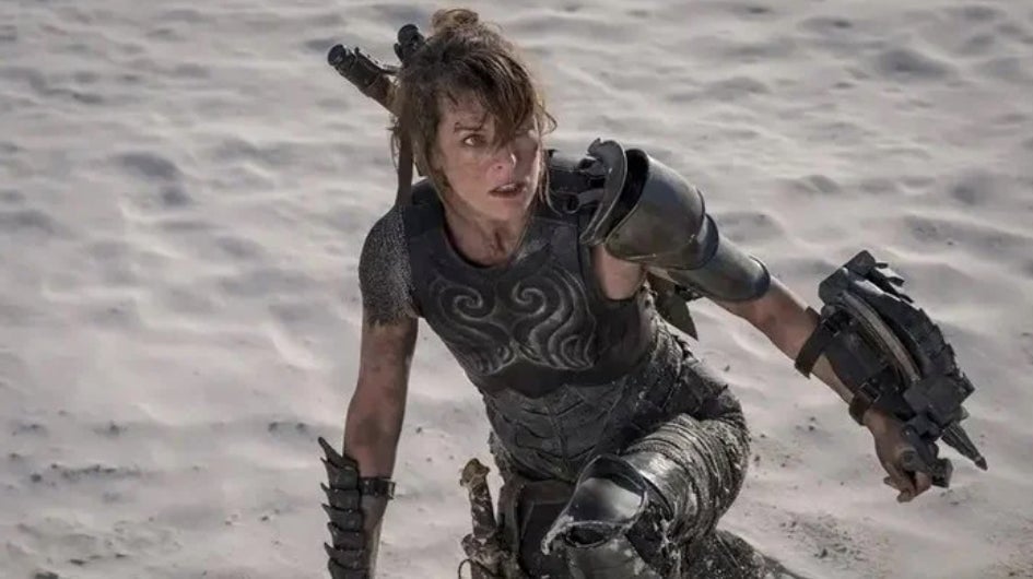 Lt. Artemis wielding a stinger.