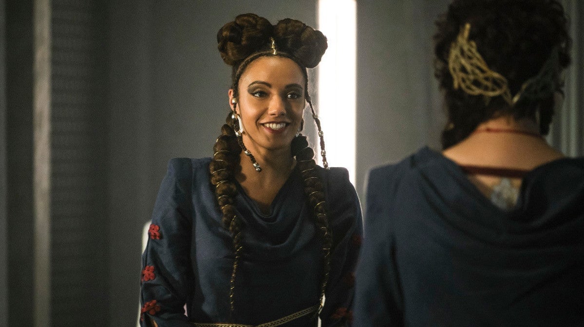 That hair is still royalty.