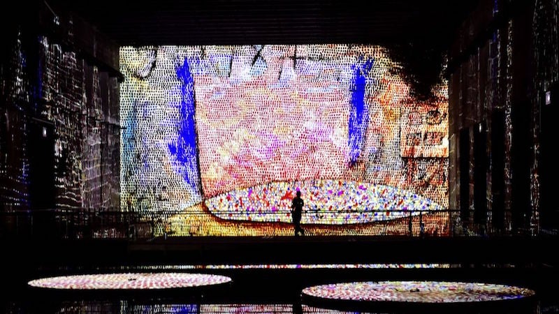 Stepping into this gallery is like literally stepping into art.