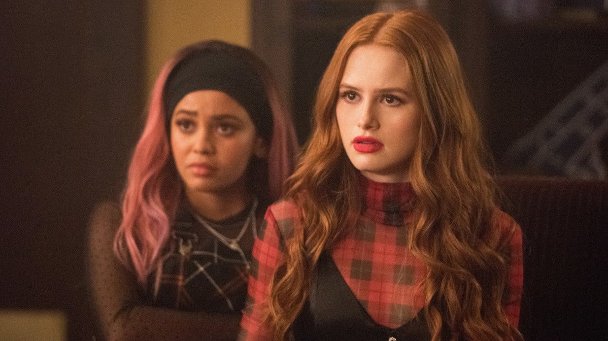 This is Toni’s (Vanessa Morgan) default stance: standing behind Cheryl (Madelaine Petsch).