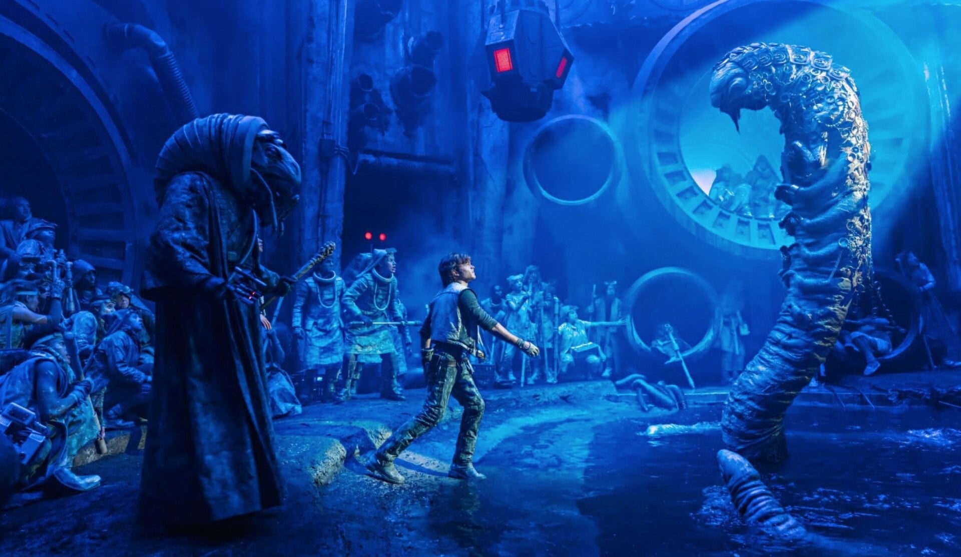 Yes, this is a scene that happens in Solo.