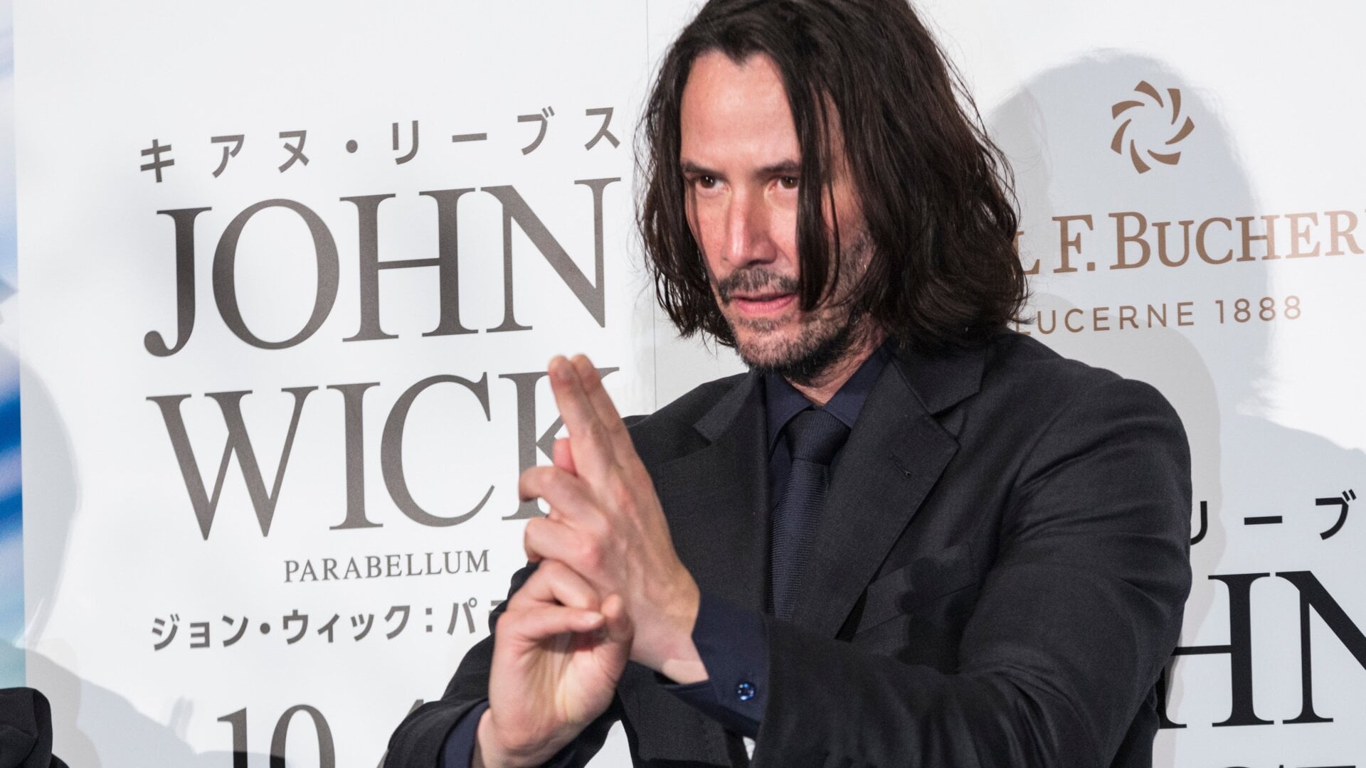 Keanu being Keanu at the premiere of John Wick: Chapter 3 - Parabellum at Roppongi Hills on September 10, 2019 in Tokyo, Japan.