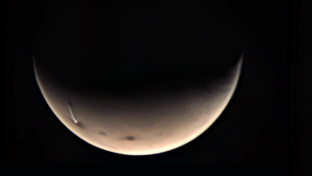 The Arsia Mons Elongated Cloud, or AMEC, as observed by Mars Express earlier this month. 