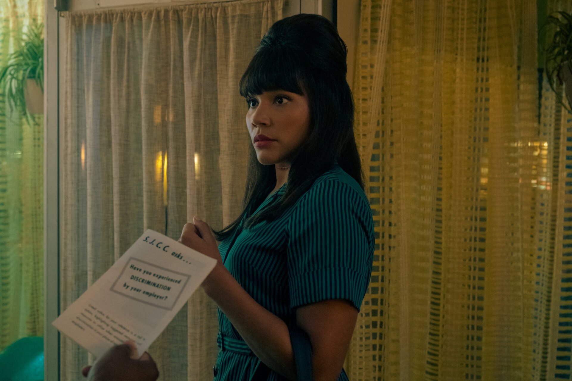 Emmy Raver-Lampman as Allison Hargreeves.