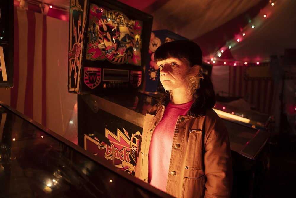 Abigail Shapiro as Dorothy.