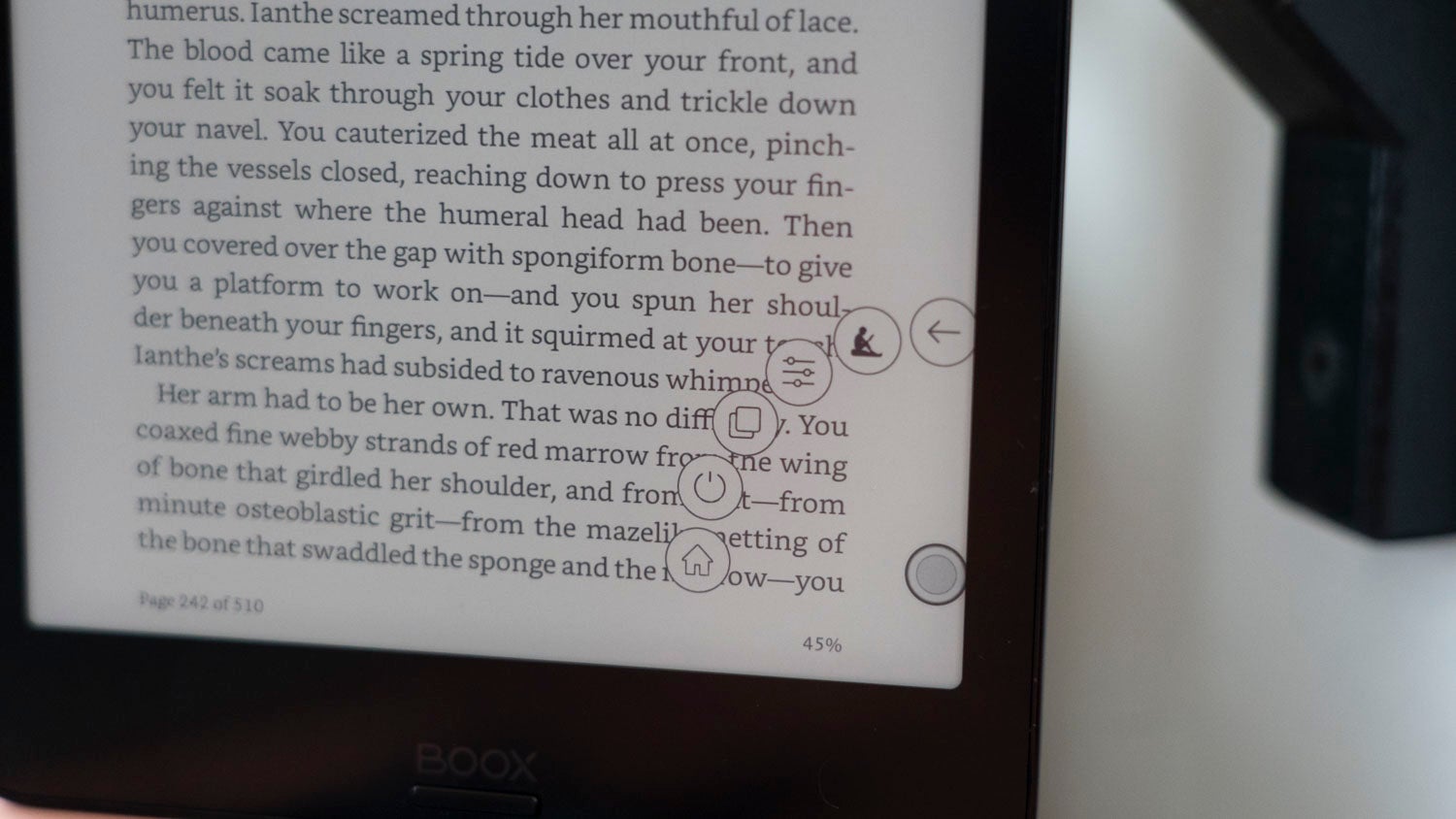 There’s a handy little ball that you can customize with shortcuts. Tap and it disappears.