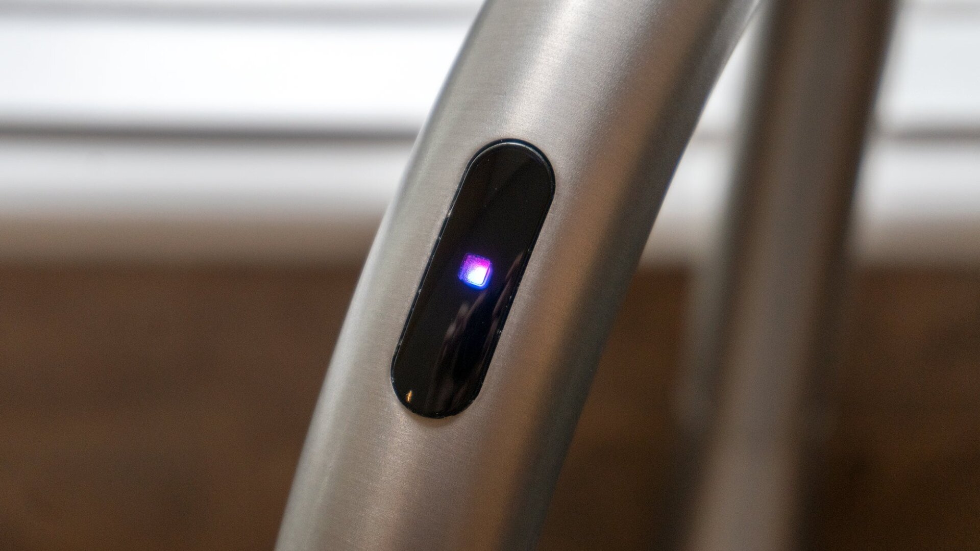 An LED that goes from blue to purple to red to visually indicate the temperature of the flowing water helps ensure you’ll never get burned again by unexpected hot water.
