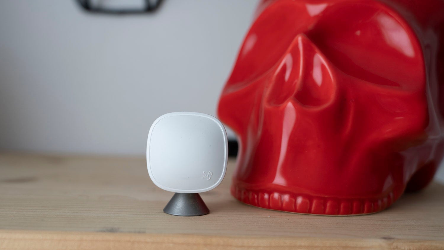 The sensors are small and unobtrusive.