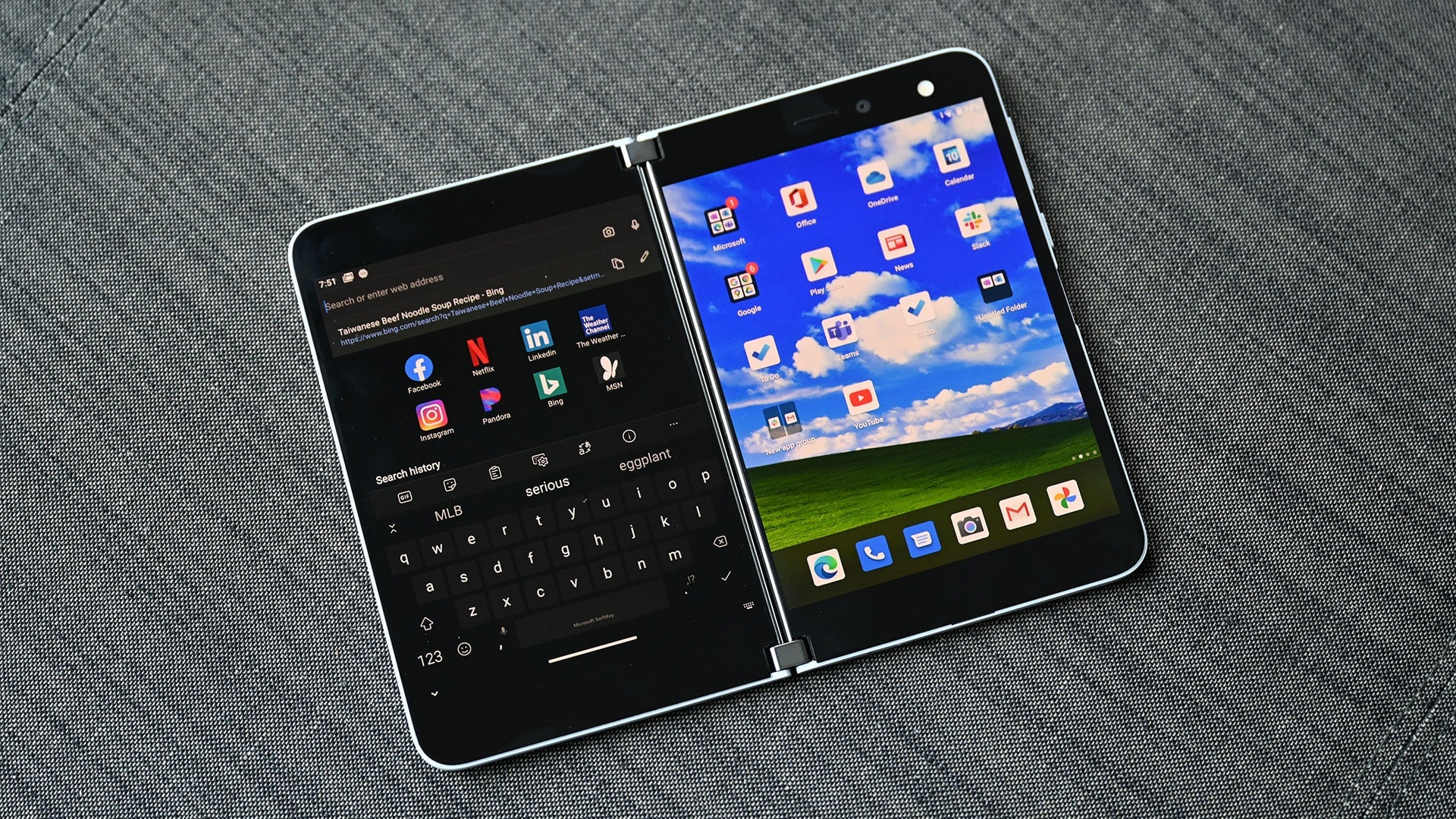 Even the way the Duo handles typing takes tuning, because you can either get a one-side mode like this, or turn the Duo into landscape mode to get a keyboard that takes up an entire screen.