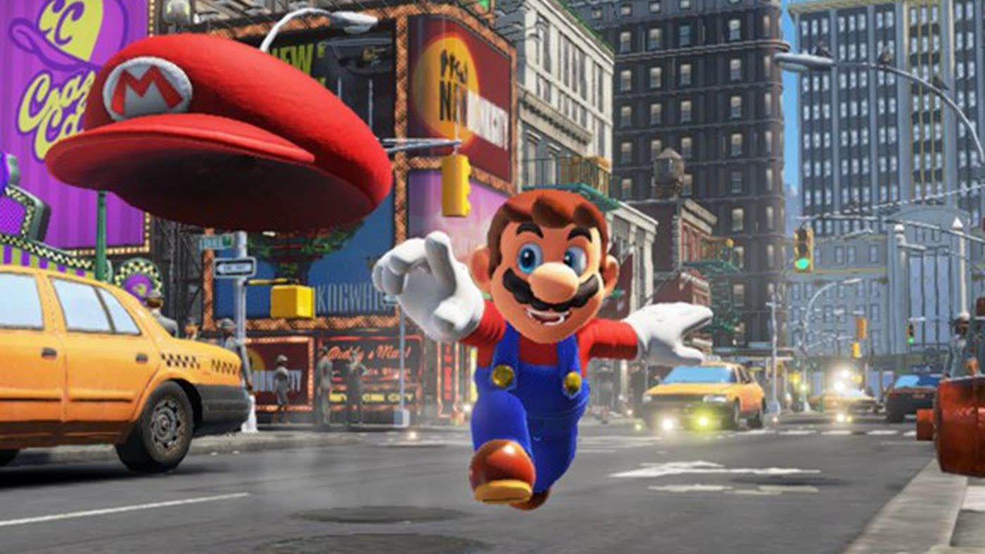 Mario chasing an accessory in New Donk City.