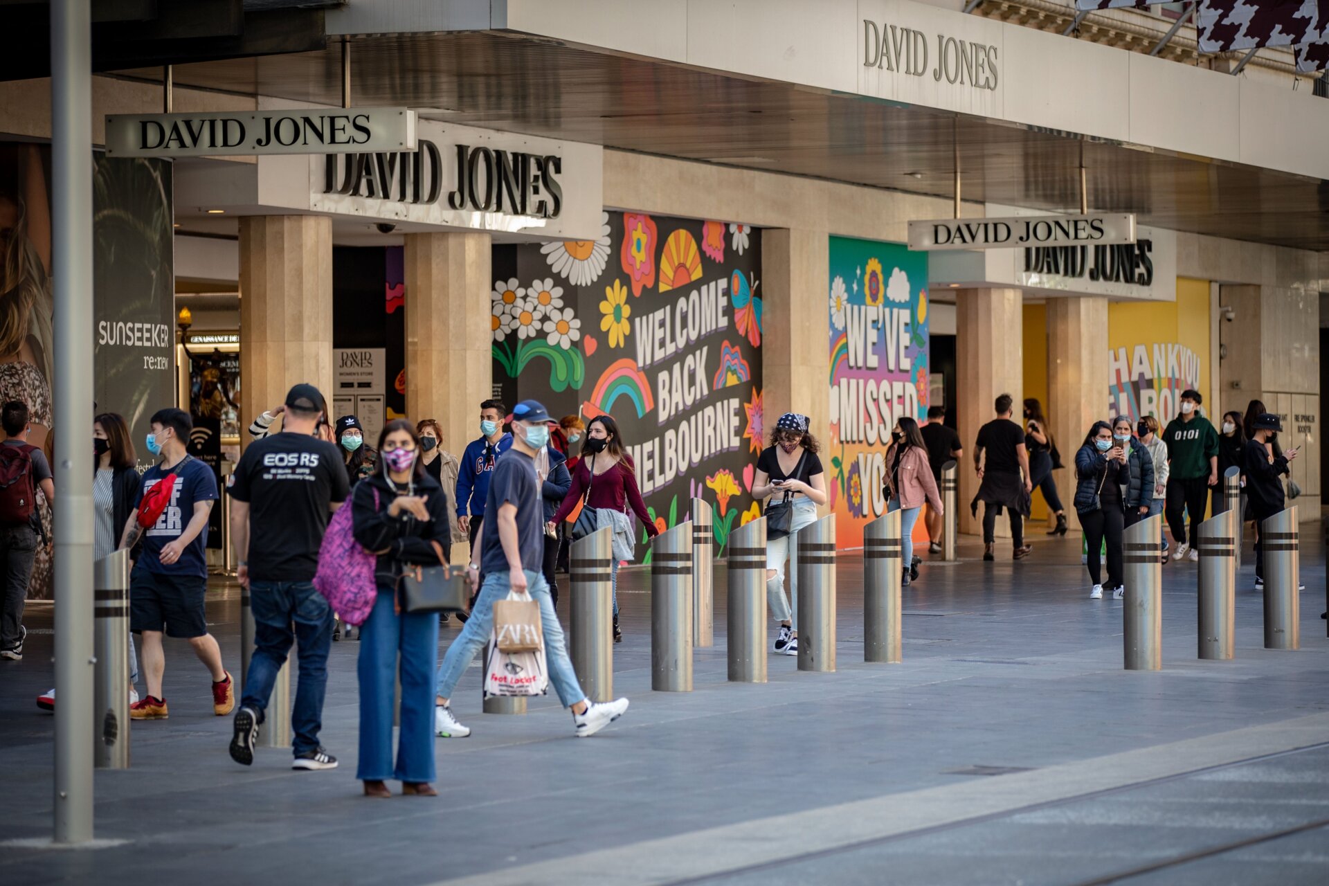 People return to the Bourke Street Mall to shop at the retail stores on October 28, 2020 in Melbourne, Australia after a lockdown that completely obliterated a second wave of the pandemic.