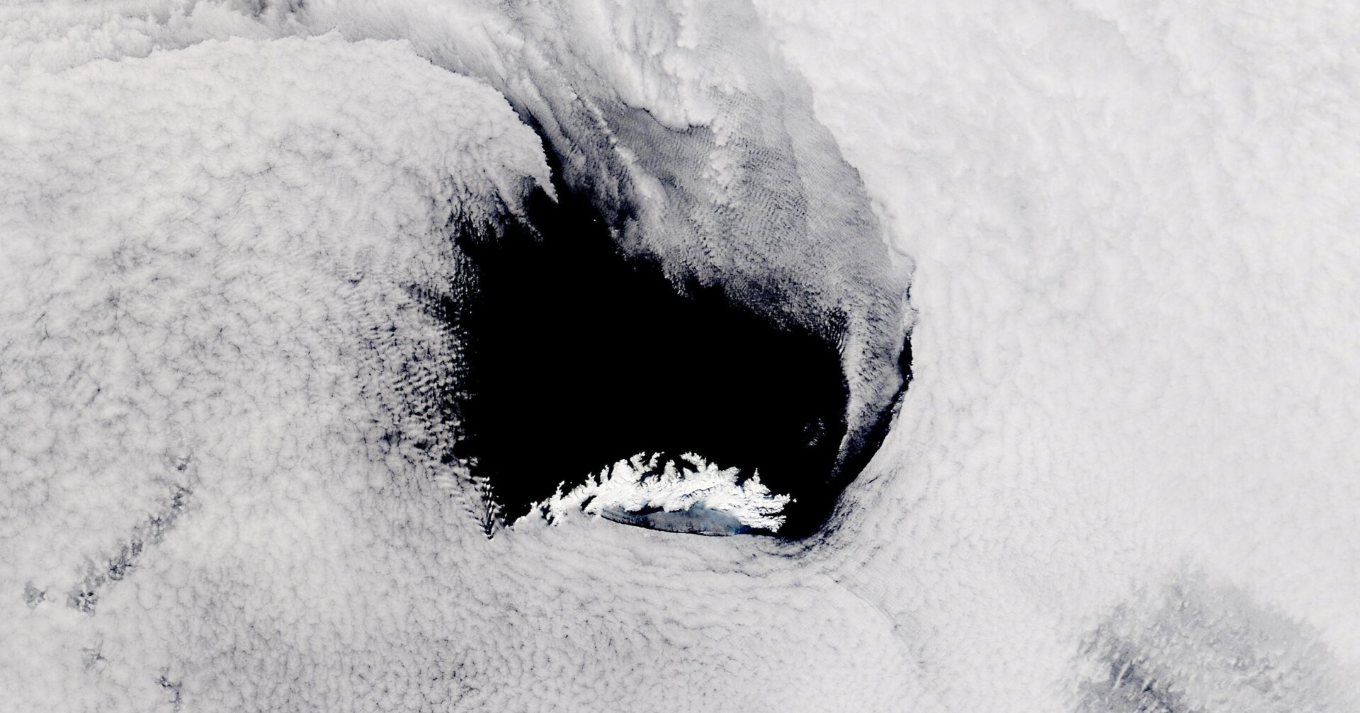 Fun fact: the island was once home to invasive reindeer and rodents. They’re gone now. So chill.