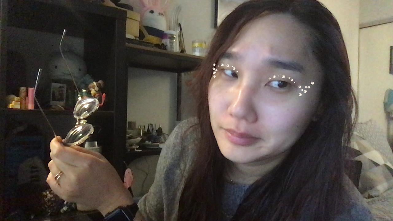 Hello important business colleague, I hope these NOT-AT-ALL FAKE-LOOKING PEARLS distract you from my otherwise lack of style. 