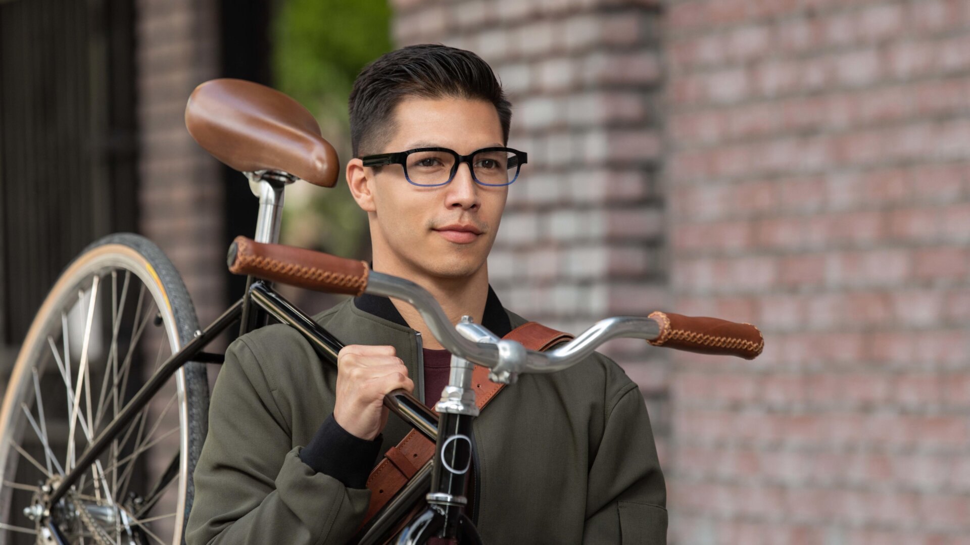 I don’t know why Amazon decided a guy carrying a bike while wearing Echo Frames is the way to go for product shots, but here we are.